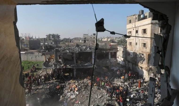 Israeli strikes hit Rafah houses, at least 20 killed