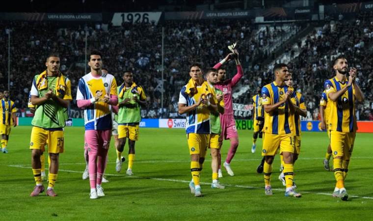 Row over Maccabi Tel Aviv fans sparks heated debate amon Row over Maccabi Tel Aviv fans sparks heated debate amon
