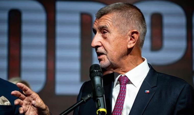 Populist Czech government rejects EU's migration pact Populist Czech government rejects EU's migration pact