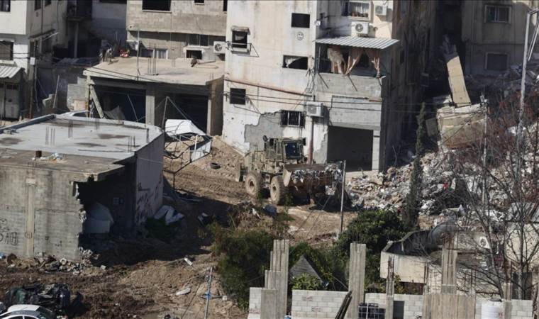 Israeli army demolishes 16 Palestinian homes in West Ban