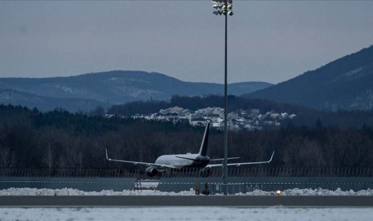 Venezuela’s Maduro, wife under US custody in New York, a Venezuela’s Maduro, wife under US custody in New York, a