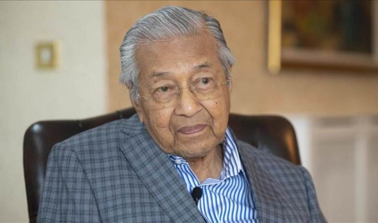 Malaysia’s 100-year-old ex-Premier Mahathir hospitalized Malaysia’s 100-year-old ex-Premier Mahathir hospitalized