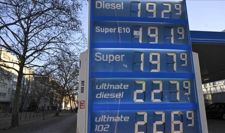 Oil rises despite reserve release talks, Trump suggestin Oil rises despite reserve release talks, Trump suggestin