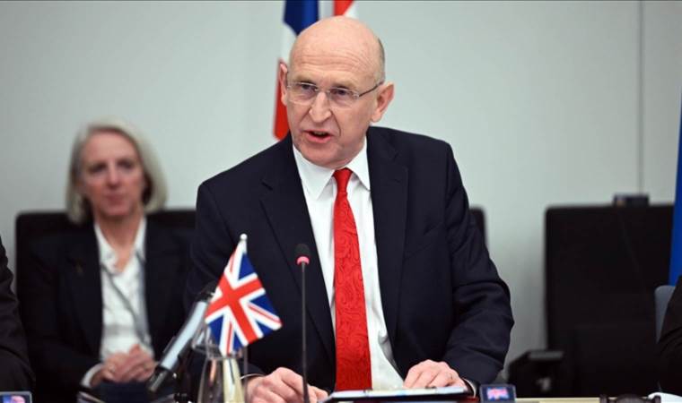 UK considers sending warship to Greek Cypriot Admistrati UK considers sending warship to Greek Cypriot Admistrati