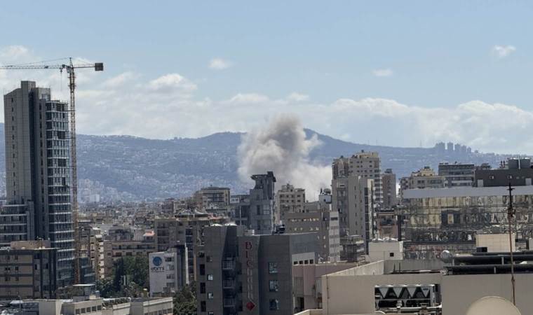 Israeli airstrikes destroy last remaining crossing in Israeli airstrikes destroy last remaining crossing in