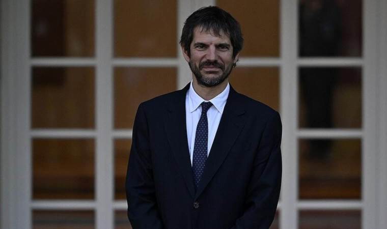 Spain considers penalties for online book sales to Spain considers penalties for online book sales to