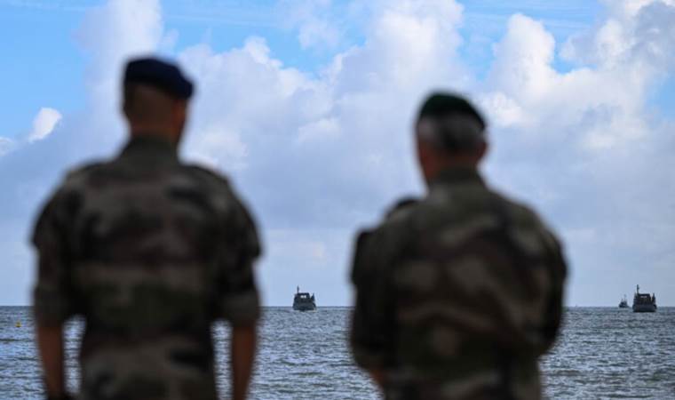 France to launch ‘defensive’ mission in Hormuz France to launch ‘defensive’ mission in Hormuz