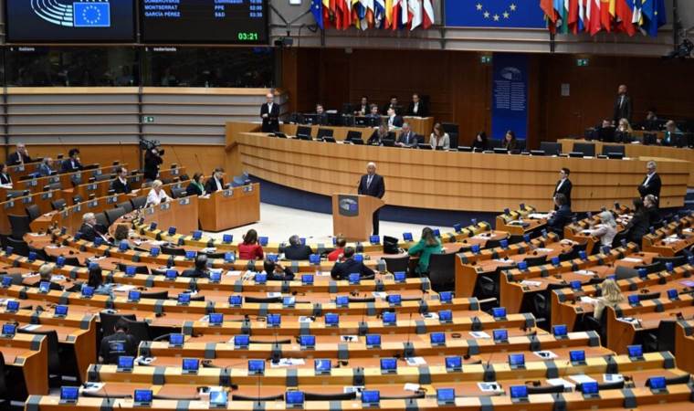 European Parliament backs overhaul of rules on return of European Parliament backs overhaul of rules on return of