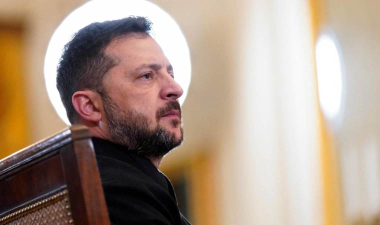 Zelenskyy says Ukraine hits oil refinery, defense Zelenskyy says Ukraine hits oil refinery, defense